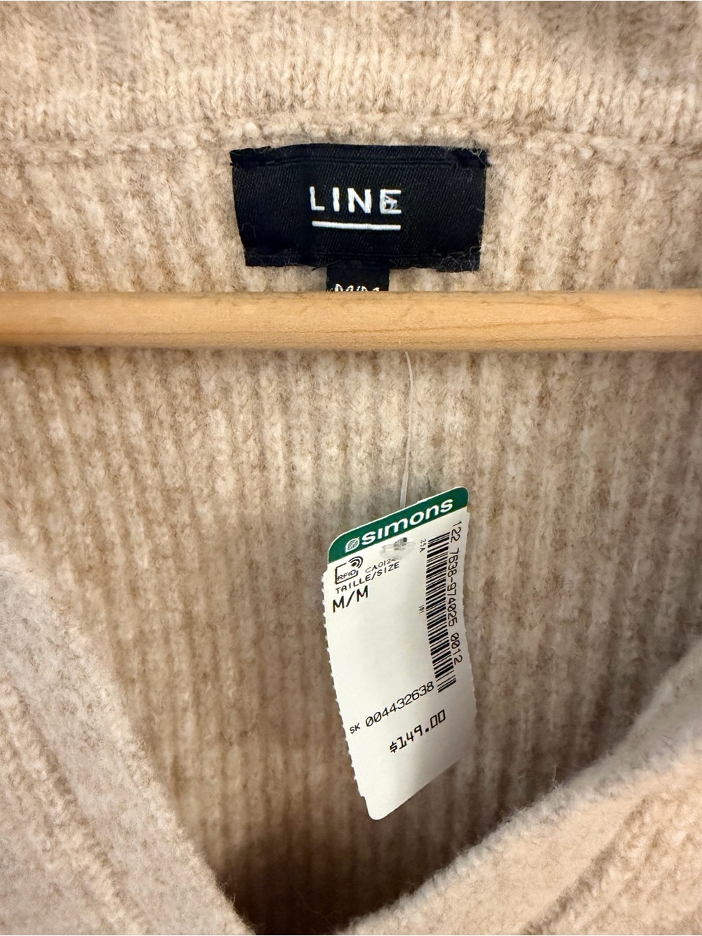 NWT LINE soft Knit V‑Neck Short Sleeve Sweater in Beige - Picture 2 of 3
